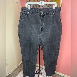 Tapered Levi’s size 34x32
